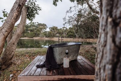 scrap old bath tub